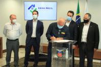 Governo libera R$ 10,3 milhões para financiar entrada de Casa Própria a 689 famílias no Paraná