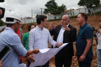 Secretários vistoriam obras do Hospital de Colombo, que poderá fazer 400 cirurgias ao mês