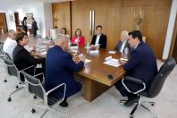 Governador libera R$ 16,5 milhões para pavimentação e conclusão de ginásio em Irati