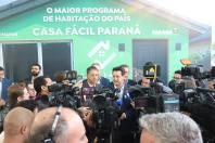 Estado assina contratos do Vida Nova para construir 2,5 mil c asas para famílias de áreas de risco