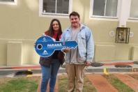 Novos moradores de residencial de Londrina comemoram ajuda do Estado para comprar imóvel