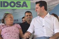 Com piscina e mobília, Ratinho Junior inaugura Condomínio do Idoso de Arapongas