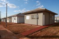  governador entrega residencial com 84 moradias em Paiçandu