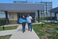 Casa Fácil Paraná: com apoio do Estado, 200 famílias de Cascavel recebem moradia própria