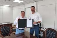 Cohapar recebe R$ 10 milhões da Lottopar para subsidiar valor de entrada para 500 famílias