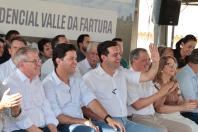 Governador Ratinho Junior entrega casa própria a 83 famílias de Siqueira Campos