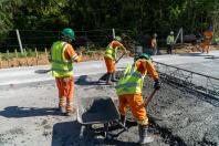 Pavimentação em concreto entre Mandirituba e São José dos Pinhais chega a 50% de execução