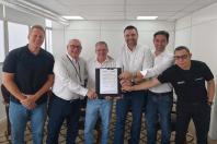 Cohapar recebe R$ 10 milhões da Lottopar para subsidiar valor de entrada para 500 famílias