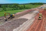 São José dos Pinhais: pavimentação da estrada do Agaraú chega a 27%