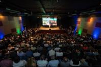 Estado investe R$ 255 milhões para construção de barracões e espaços de coworking em 250 cidades