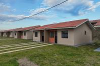 Governador entrega 220 casas em Ponta Grossa com investimento do Casa Fácil