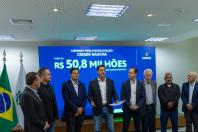 Ratinho Junior confirma R$ 372,5 milhões para 12 municípios de sete regiões