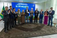 Ratinho Junior confirma R$ 372,5 milhões para 12 municípios de sete regiões