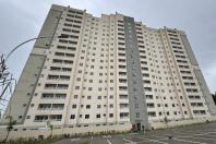 Com recursos do Estado, 208 famílias recebem apartamentos em residencial em Curitiba