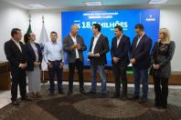 Governo libera R$ 343,1 milhões para investimentos em diversas áreas em 12 municípios