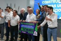 Governador autoriza 964 moradias e R$ 242 milhões em investimentos para Cascavel