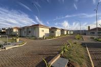 Com piscina e aluguel acessível, 9º Condomínio do Idoso recebe moradores em Cascavel