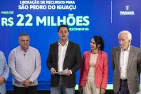 R$ 372 milhões: governador libera recursos para investimentos em 10 municípios