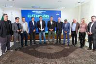 Ratinho Junior confirma mais de R$ 453 milhões para obras em 11 municípios