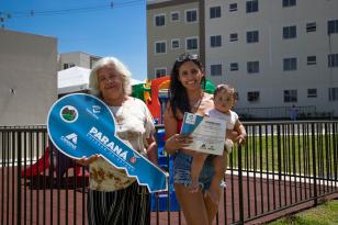 Com apoio da COHAPAR, 192 famílias recebem apartamentos em novo Residencial na Capital
