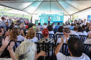 Governador anuncia R$ 35,9 milhões para infraestrutura urbana e rural de Ivaiporã