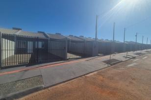 Cohapar entrega residencial em Sarandi com todas as moradias subsidiadas pelo Casa Fácil