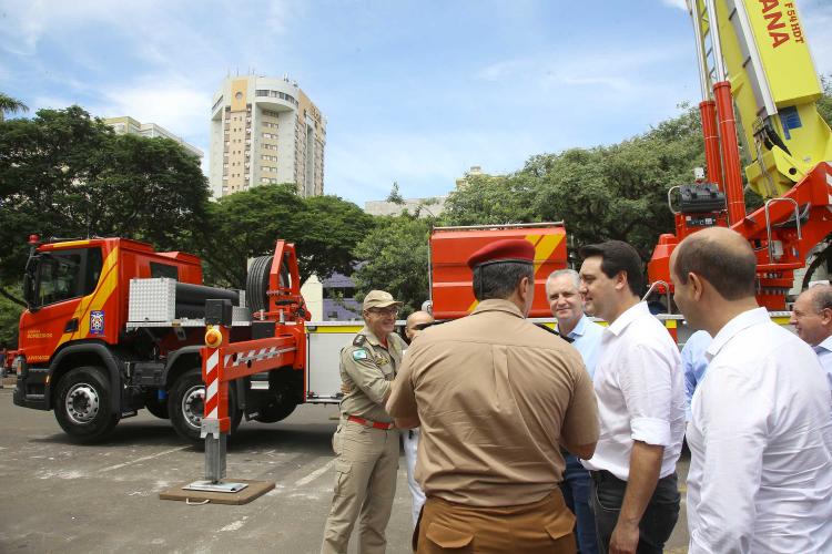 Governo destina mais de R$ 10 milhões para pavimentar Ruas e Avenidas em Maringá e Paiçandu