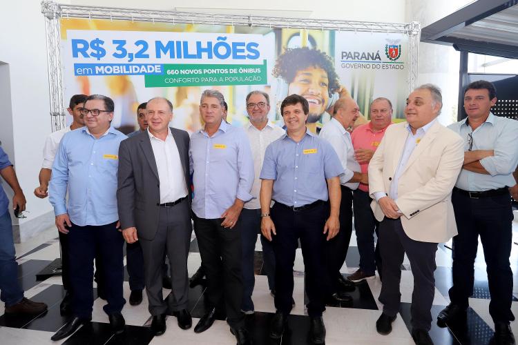 Grande Curitiba recebe 660 novos pontos de ônibus, numerados e georreferenciados pela SESP, que garantem maior segurança à vida das pessoas