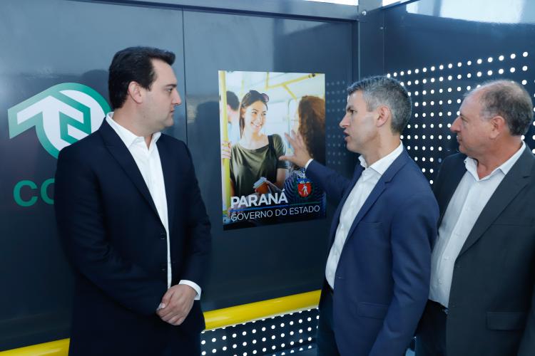 Grande Curitiba recebe 660 novos pontos de ônibus, numerados e georreferenciados pela SESP, que garantem maior segurança à vida das pessoas