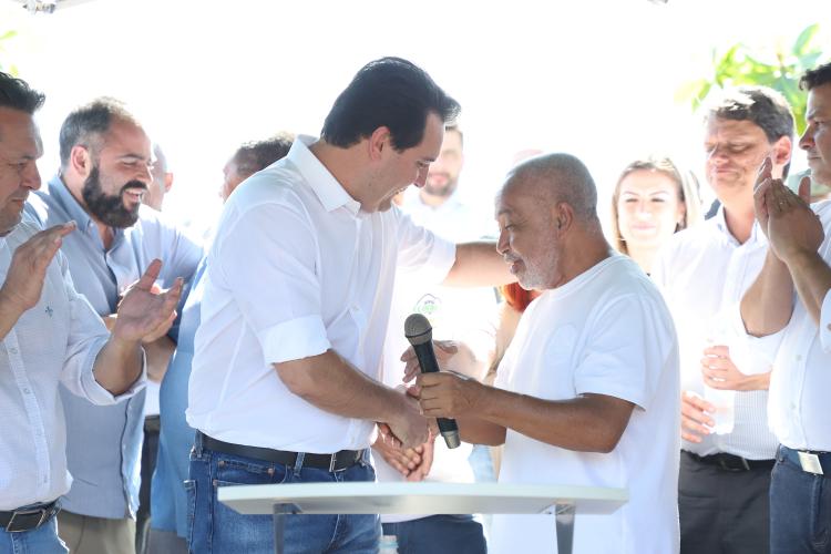 Governador autoriza início das obras dos trapiches da Ilha do Mel