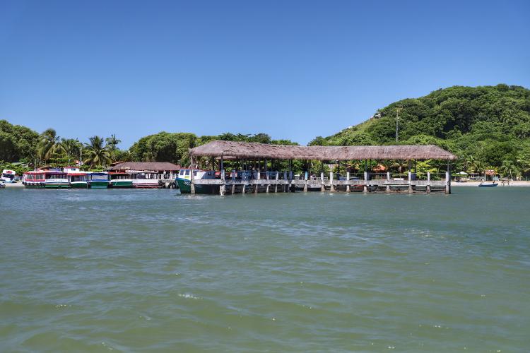 Governador autoriza início das obras dos trapiches da Ilha do Mel