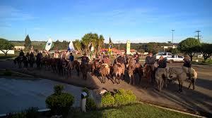 Asfalto, o caminho para atrair empresas e gerar postos de trabalho e qualidade de vida