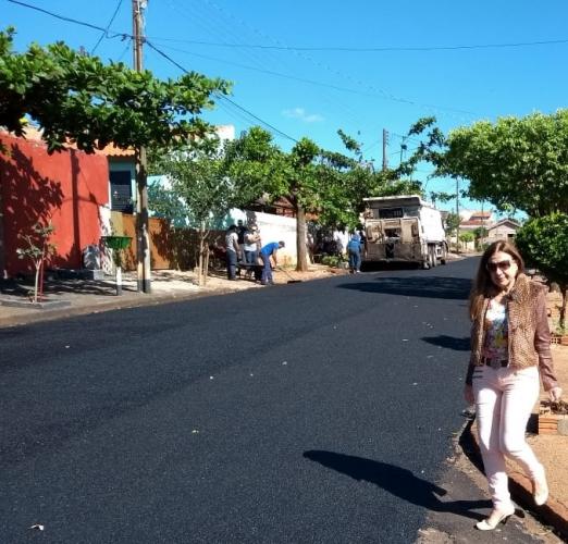 Administração atua para atrair empresas e gerar empregos e renda