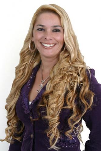 Ela ajuda a mudar a cultura de política pública em Juranda