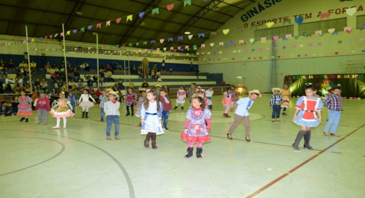 “Não há mágica, só honestidade, austeridade e muito trabalho”, ensina a prefeita