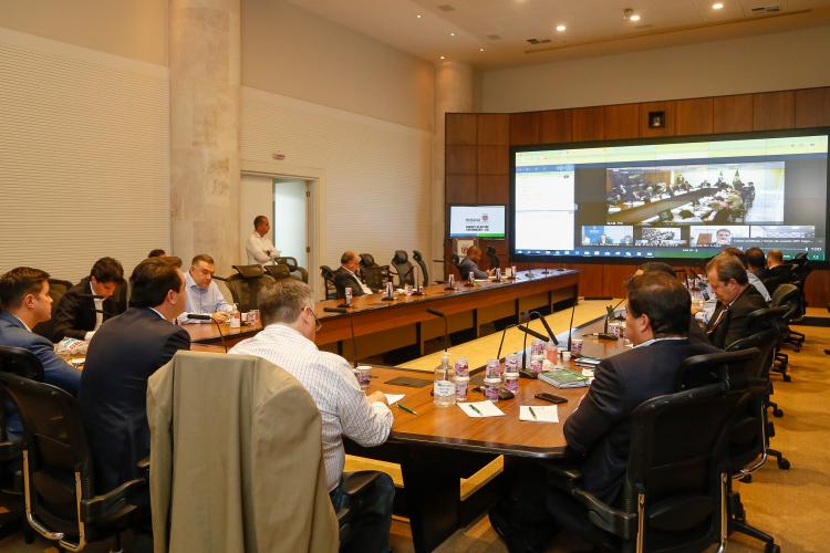 Paraná defende liberação de  financiamentos e prorrogação de precatórios