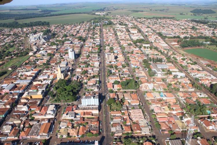 Administração atua para atrair empresas e gerar empregos e renda