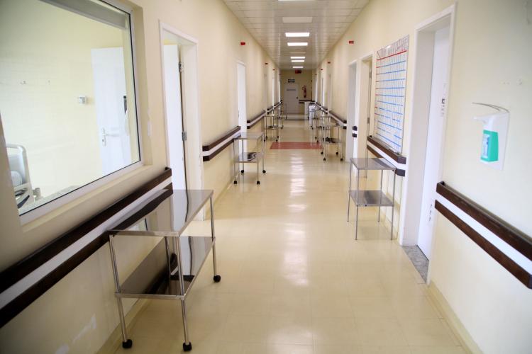 Paraná conta com hospital exclusivo para tratamento do coronavírus