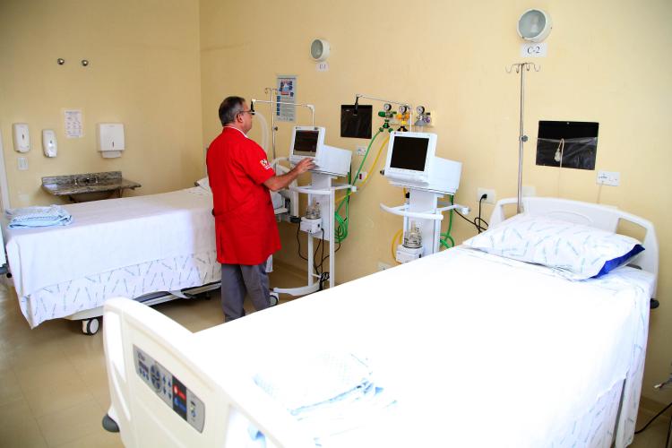 Paraná conta com hospital exclusivo para tratamento do coronavírus