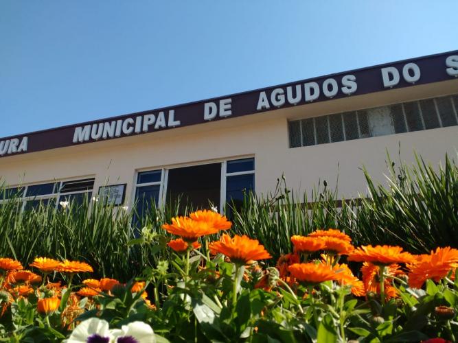 A meta é gerar empregos e retomar o desenvolvimento