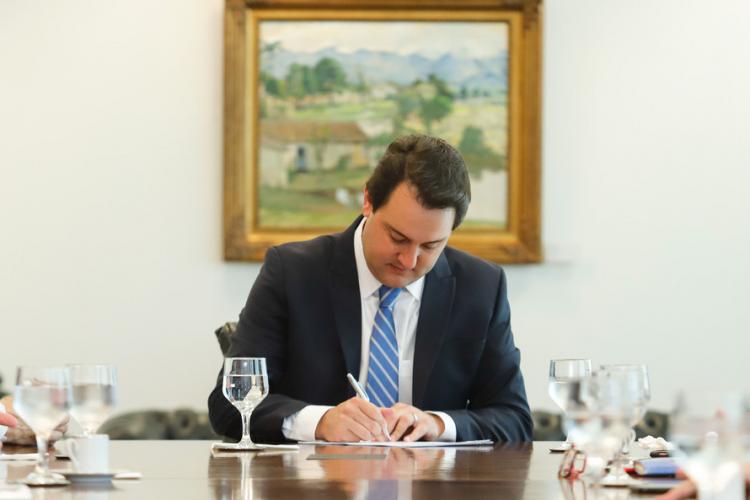 Uso de máscara em locais públicos é obrigatório em todo o Paraná