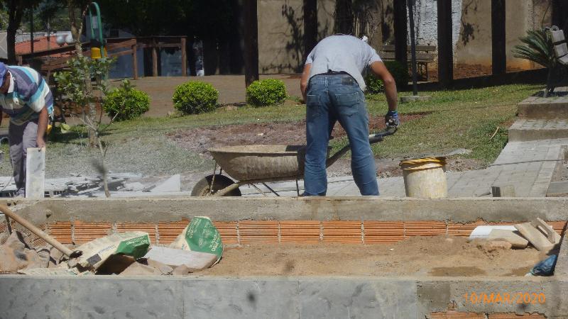 Saúde vai definir critérios para reabertura de atividades econômicas