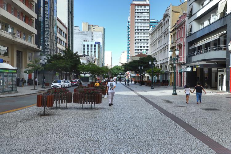 Semana é marcada por mais restrições para conter o Coronavírus