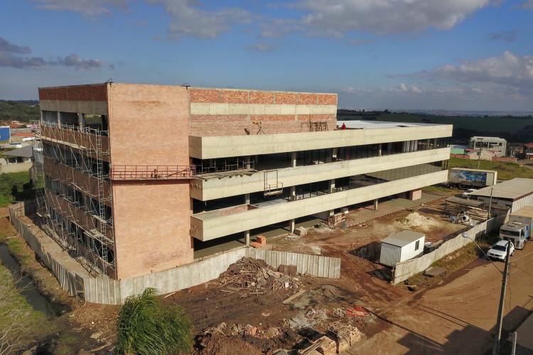 Prefeitura de Carambeí terá sede própria após 25 anos de aluguel