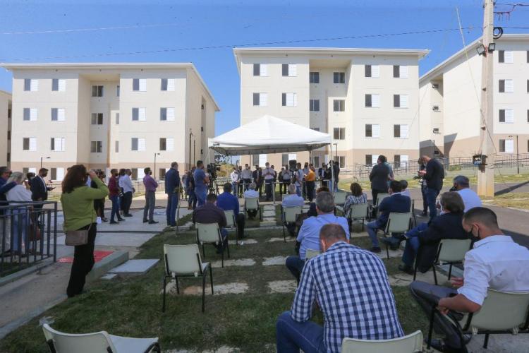 Em Campo Largo, 416 famílias vão ter as chaves da casa própria