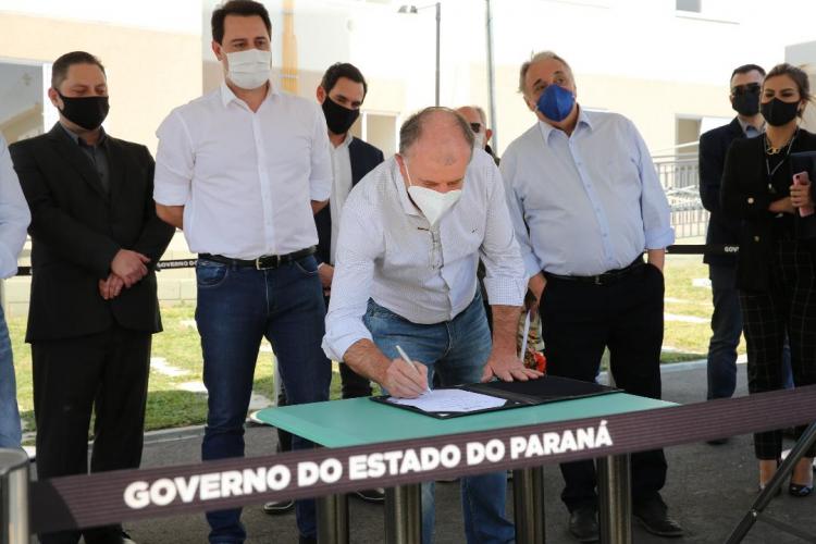 Em Campo Largo, 416 famílias vão ter as chaves da casa própria