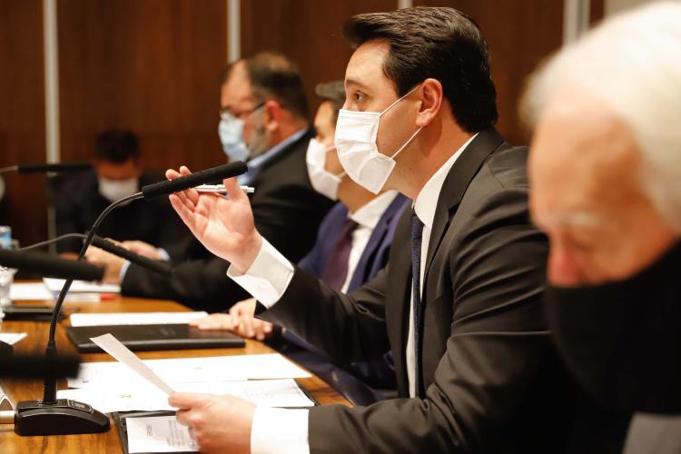 Governo do Paraná assina memorando técnico com a Rússia para estudar Vacina contra COVID-19