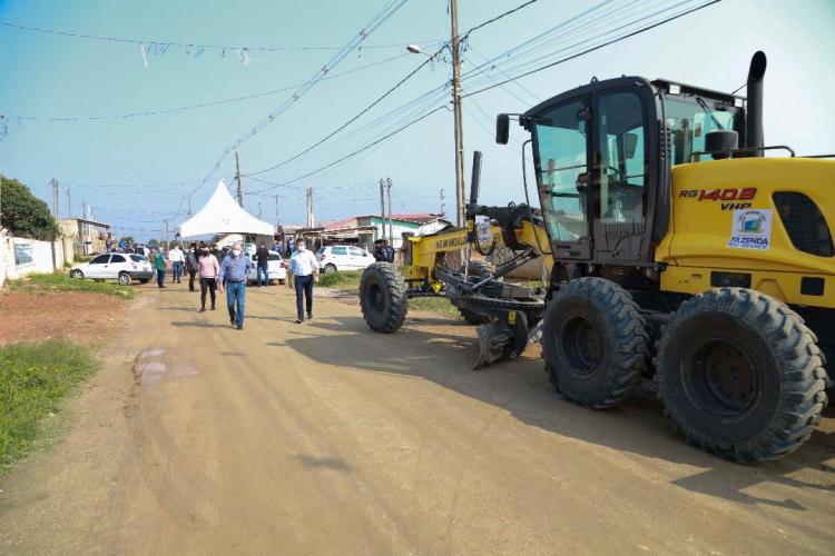 Governador autoriza início de obras em 13 Ruas de Fazenda Rio Grande na RMC