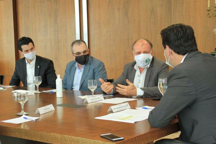 Paraná vai ter autossuficiência energética em 246 prédios públicos