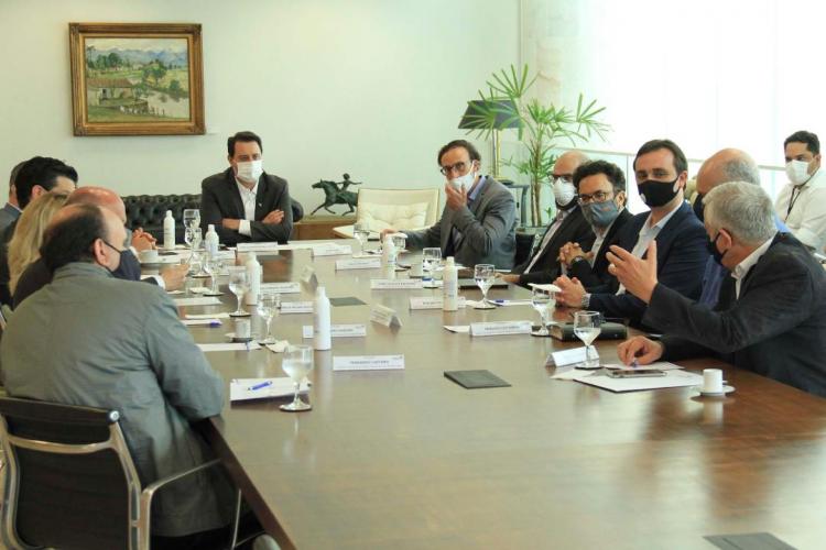 Paraná vai ter autossuficiência energética em 246 prédios públicos